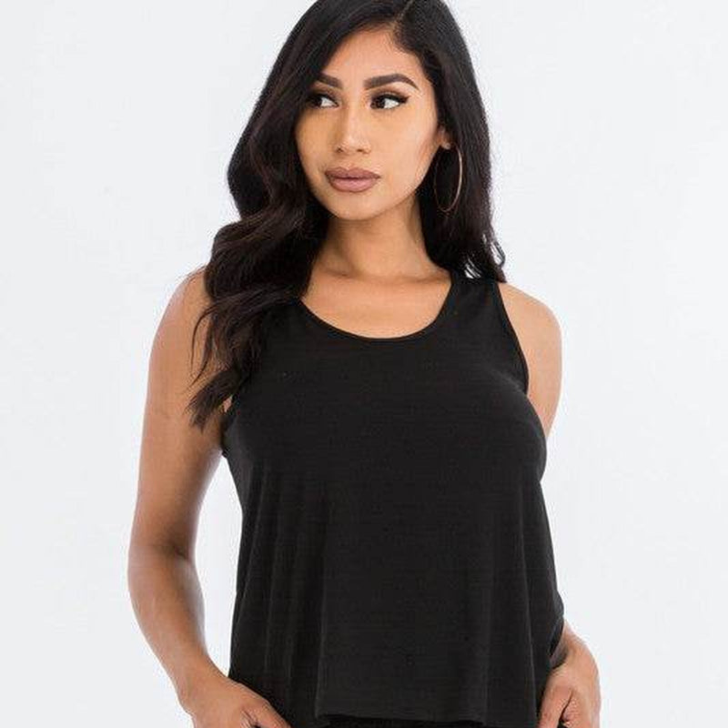 Women’s 2-Piece Lounge Set – Scoop Neck Tank Top & Mini Shorts with Pockets