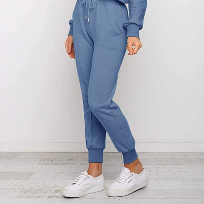 Women’s 2-Piece Crop Top Sweatsuit