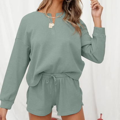 Women's 2-Piece Lounge Set – Oversized Long Sleeve Sweatshirt & High-Waist Shorts