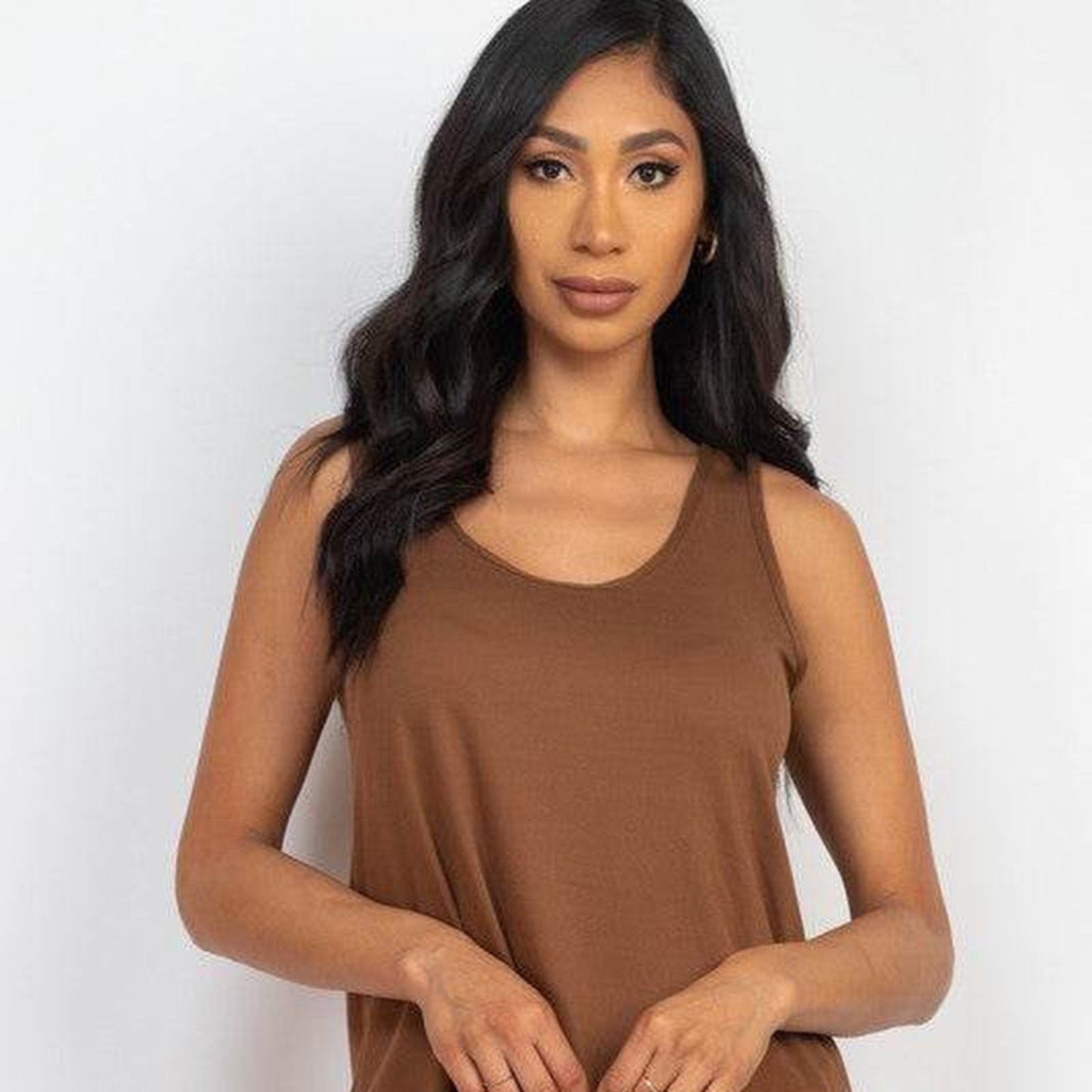 Women’s 2-Piece Lounge Set – Scoop Neck Tank Top & Mini Shorts with Pockets