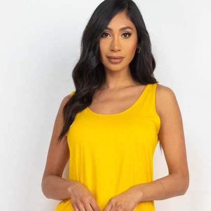 Women’s 2-Piece Lounge Set – Scoop Neck Tank Top & Mini Shorts with Pockets